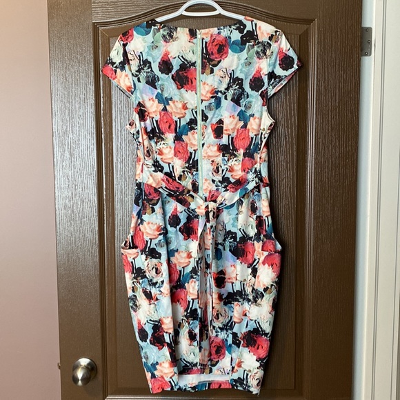 ANGELEYE London Dress 😍 - Picture 2 of 5